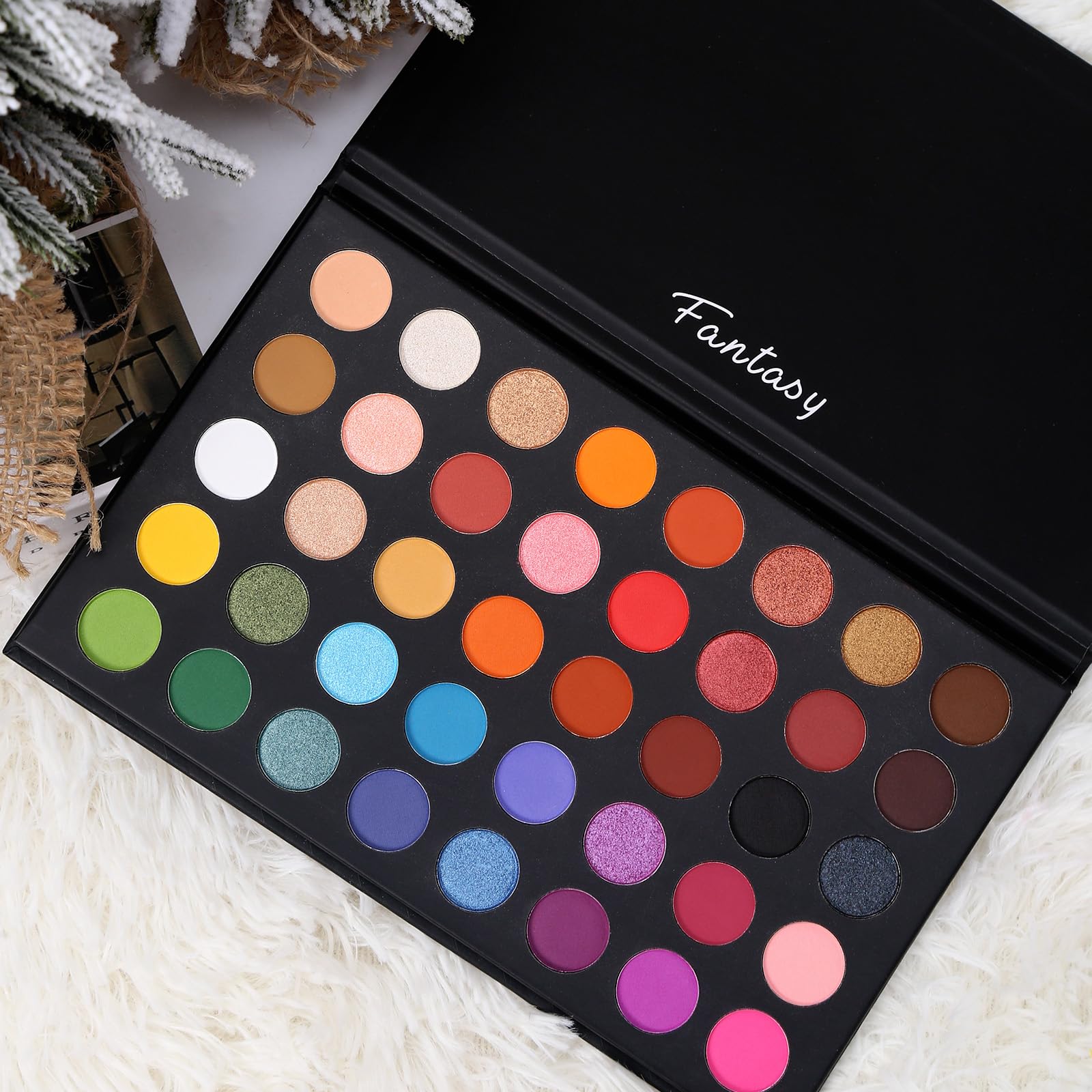 UCANBE Highly Pigmented Eye Makeup Palette, Matte Shimmer Metallic Eyeshadow Pallet Long Lasting Blendable Natural Colors Make Up Eye Shadows Cosmetics Gift Kit